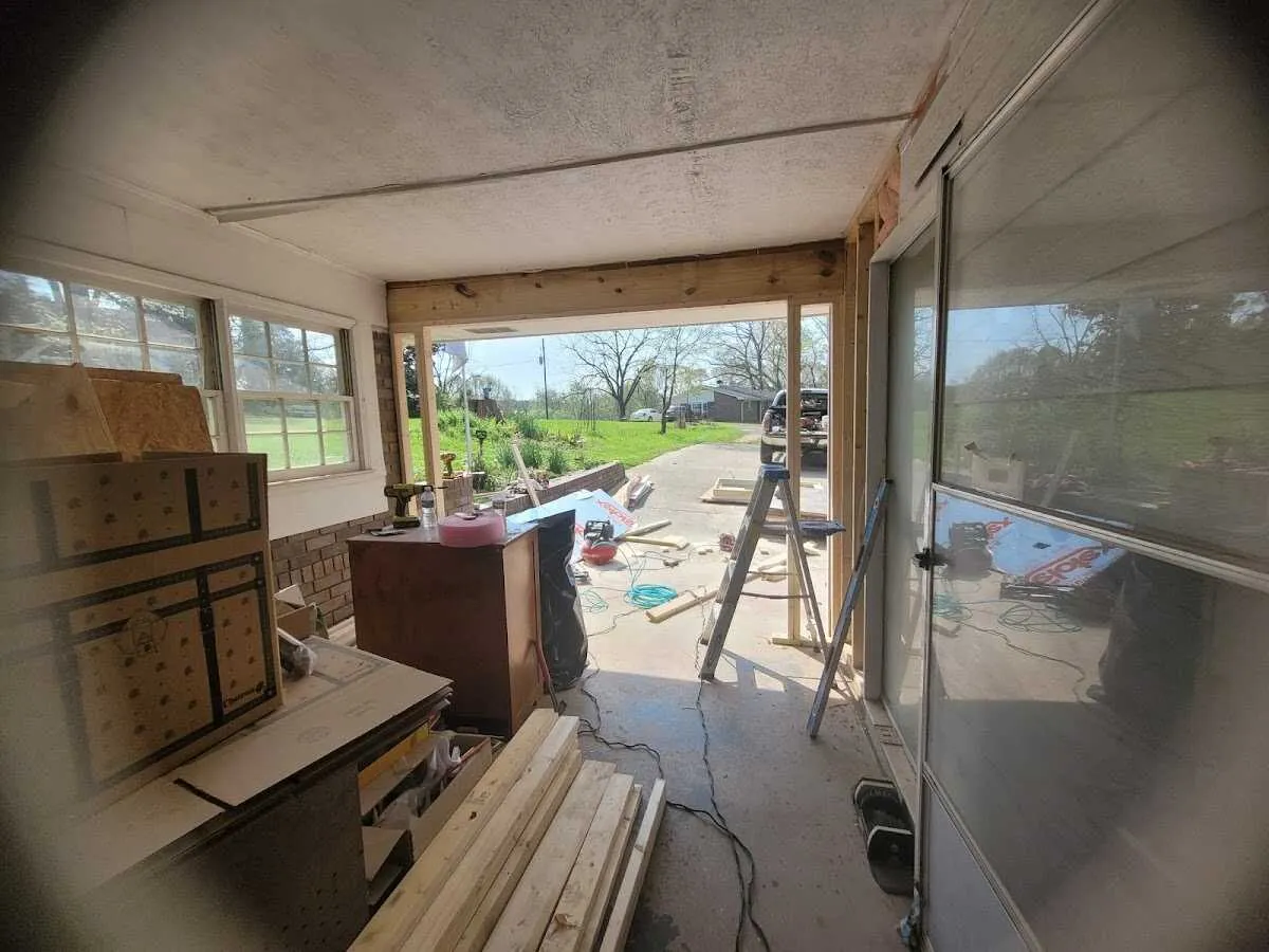 Air movers and dehumidifier for Drying & Dehumidification in Whitestown